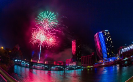 Amway Grand_Fireworks_Downtown Grand Rapids_Pink_Green