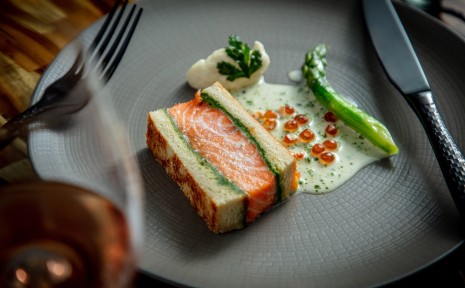 Amway Grand_Events_Food_Salmon_Asparagus_Sauce