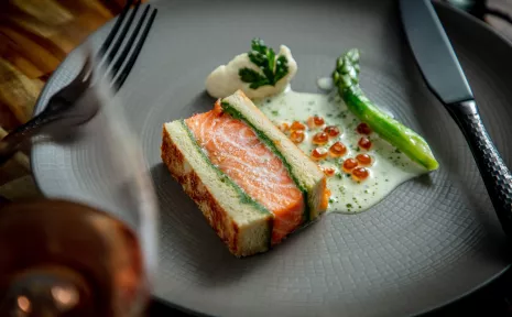 Amway Grand_Events_Food_Salmon_Asparagus_Sauce