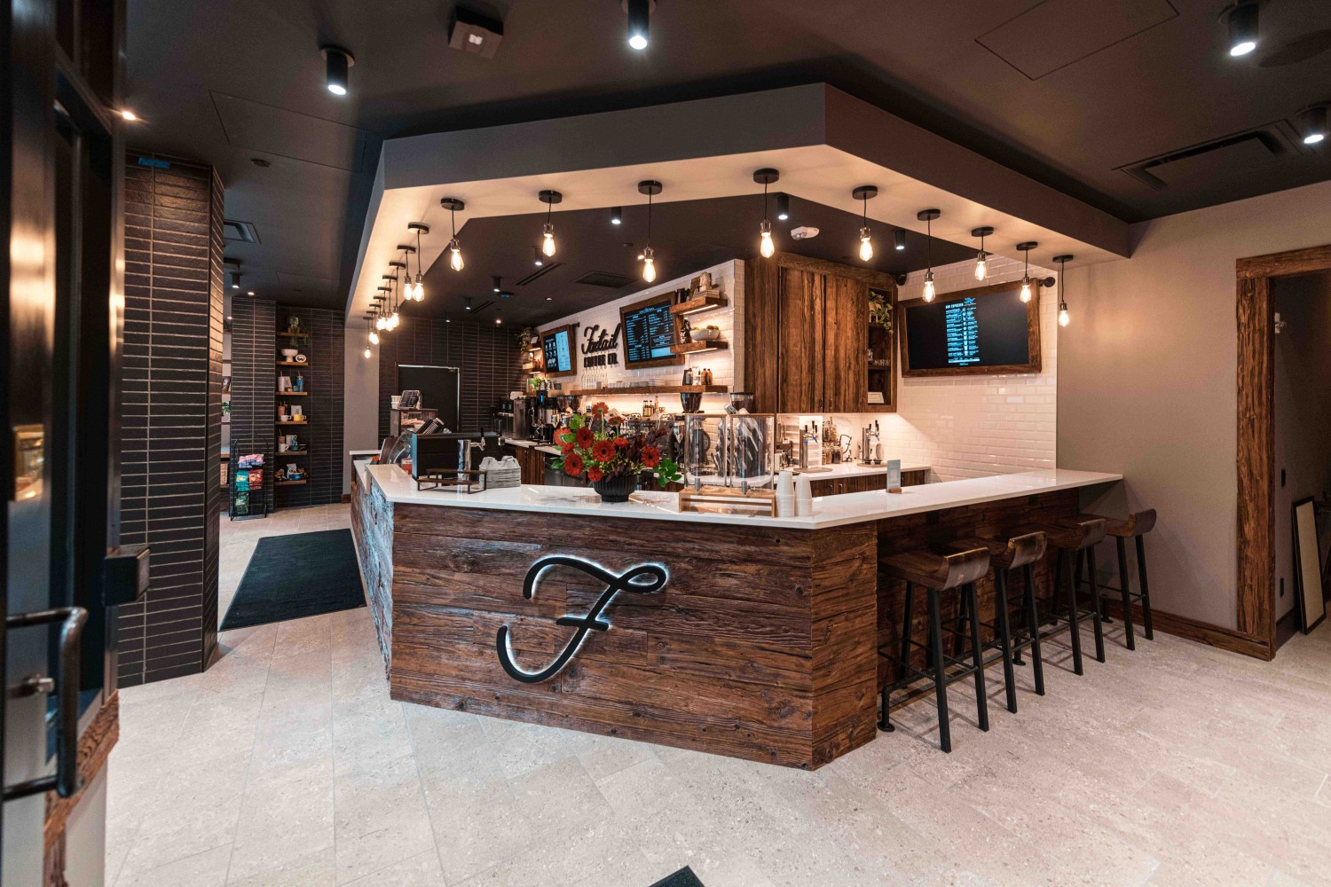 Foxtail Grand Plaza 17