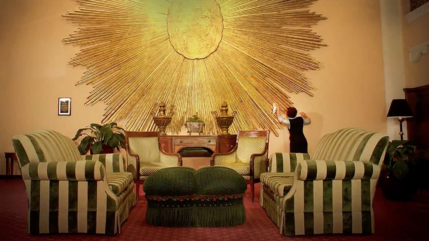 Amway Grand_Pantlind Lobby_Housekeeper_Gold Sunburst _Chairs_Tables