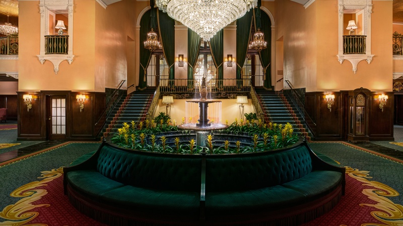 Amway Grand_Pantlind Lobby_Fountain_Water_Chandliers_Stairs_Chairs_Flowers_Lamps